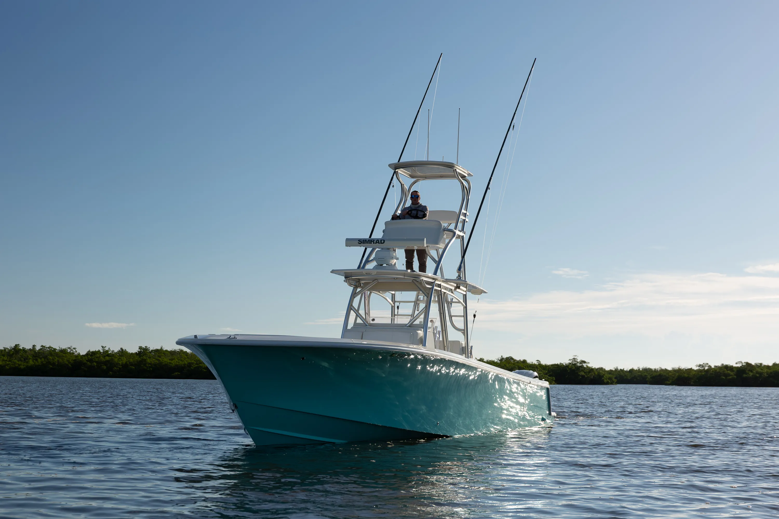 SeaVee 39: bow quarter backlit closer